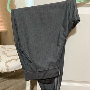 Figs Graphite Jogger scrub pants L.